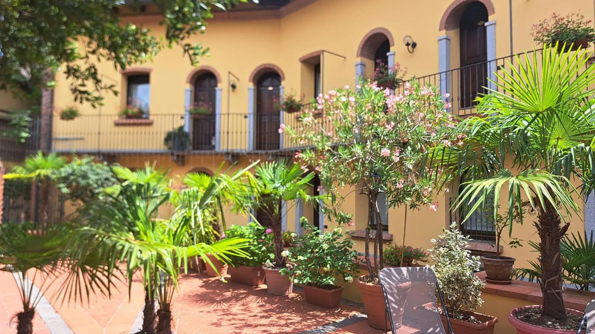 Bilocale Filomena Abbadesse Guest House Milán