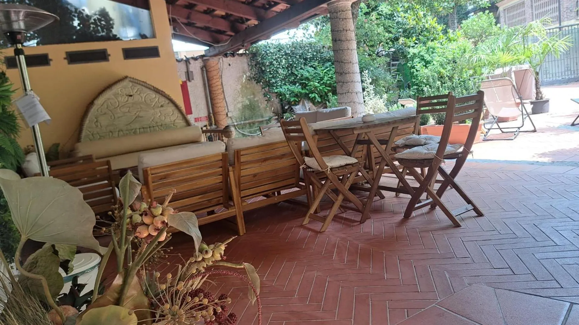 Bilocale Filomena Abbadesse Guest House Milánó Apartman