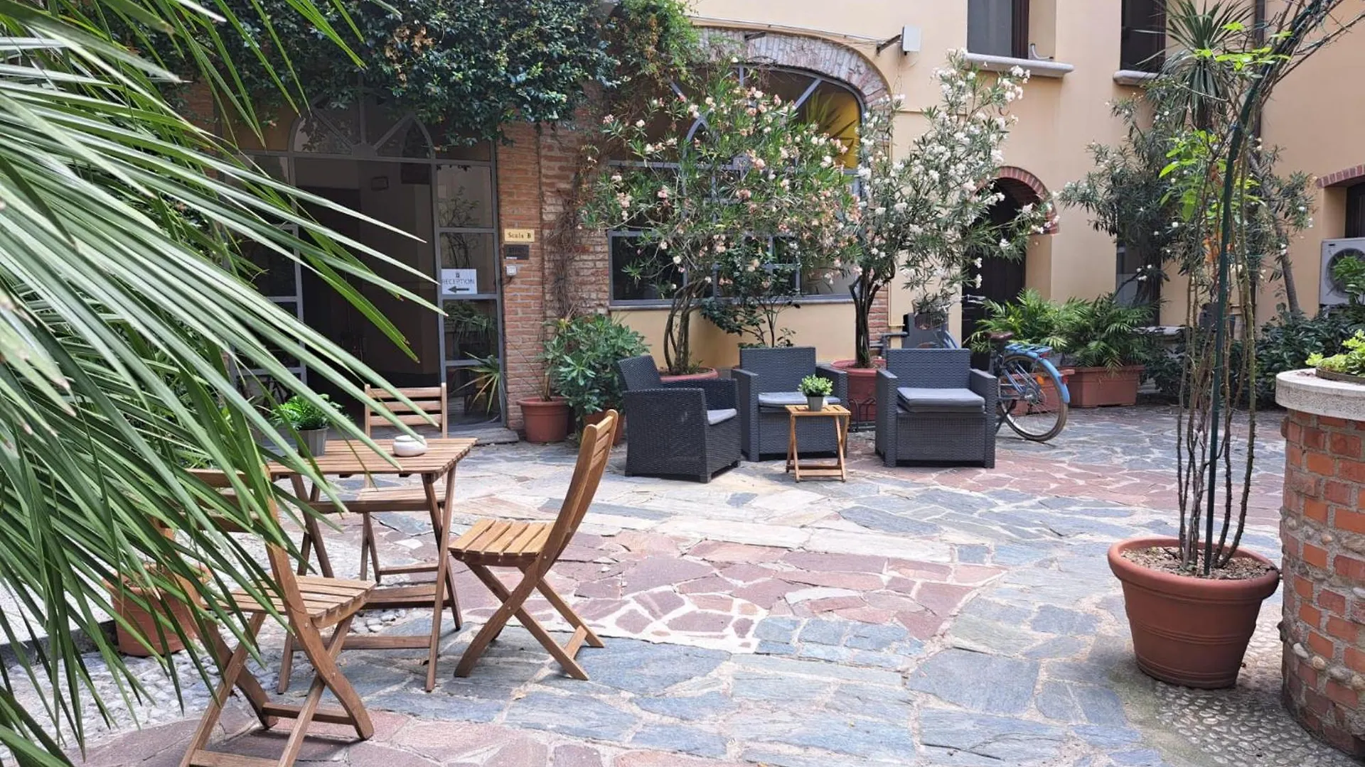 Bilocale Filomena Abbadesse Guest House Milánó
