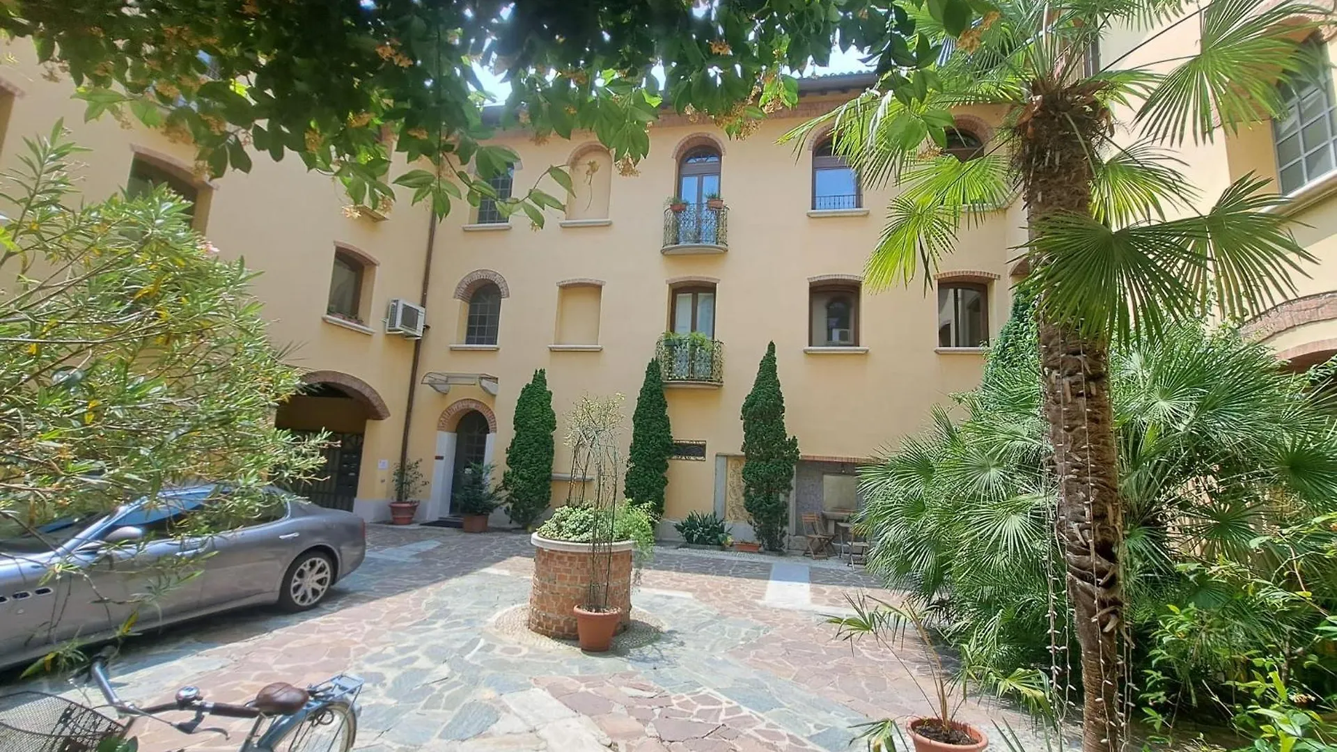Apartman Bilocale Filomena Abbadesse Guest House Milánó